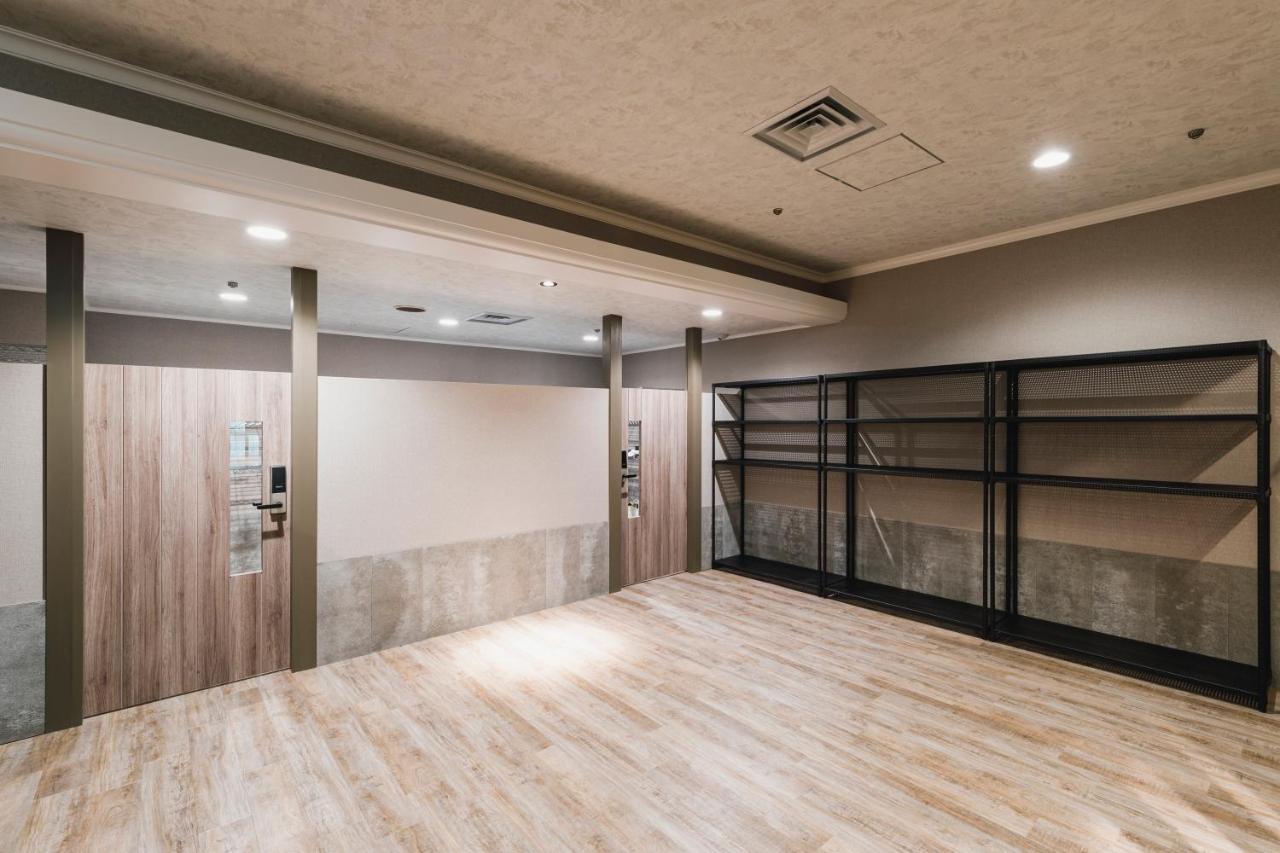 Shin Osaka Esaka Tokyu REI Hotel Suita Exterior foto