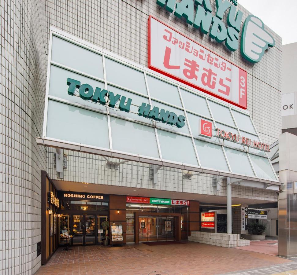 Shin Osaka Esaka Tokyu REI Hotel Suita Exterior foto